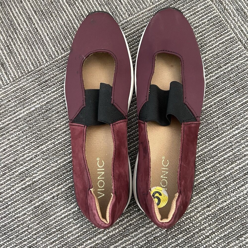 Vionic Burgundy Flats - Picture 6 of 9